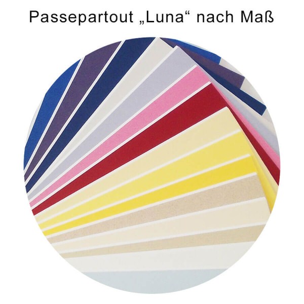 Günstiges Passepartout nach Maß der Serie Luna 