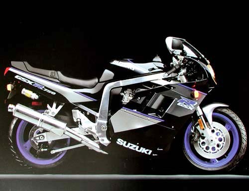 Suzuki GSX 750